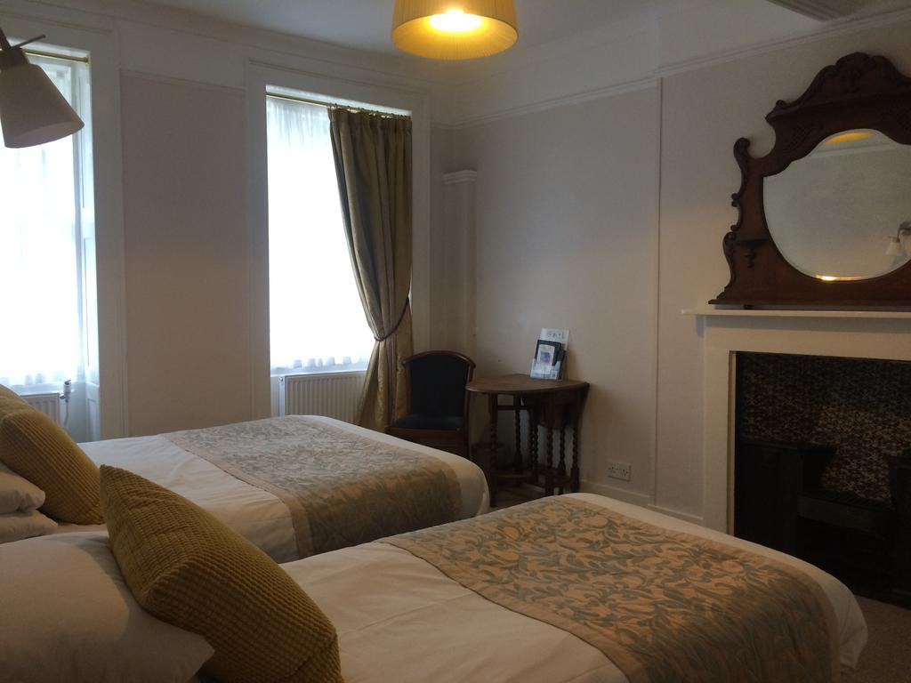 Crescent Hotel London Exterior photo