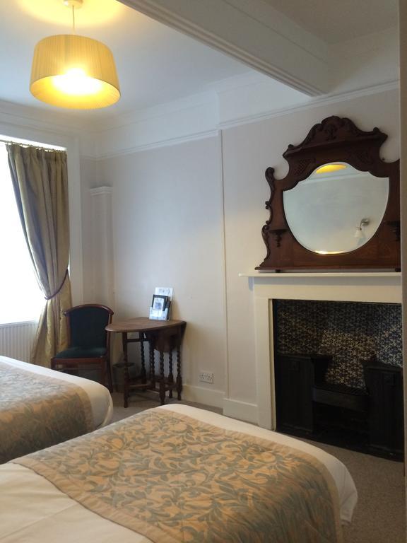 Crescent Hotel London Exterior photo