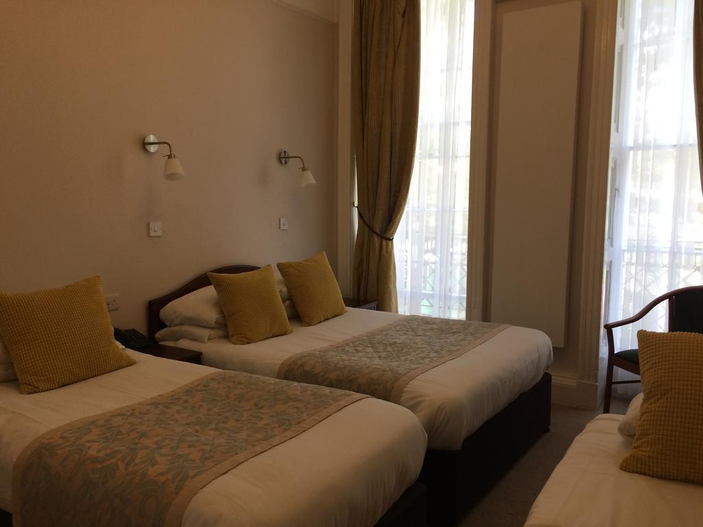 Crescent Hotel London Exterior photo
